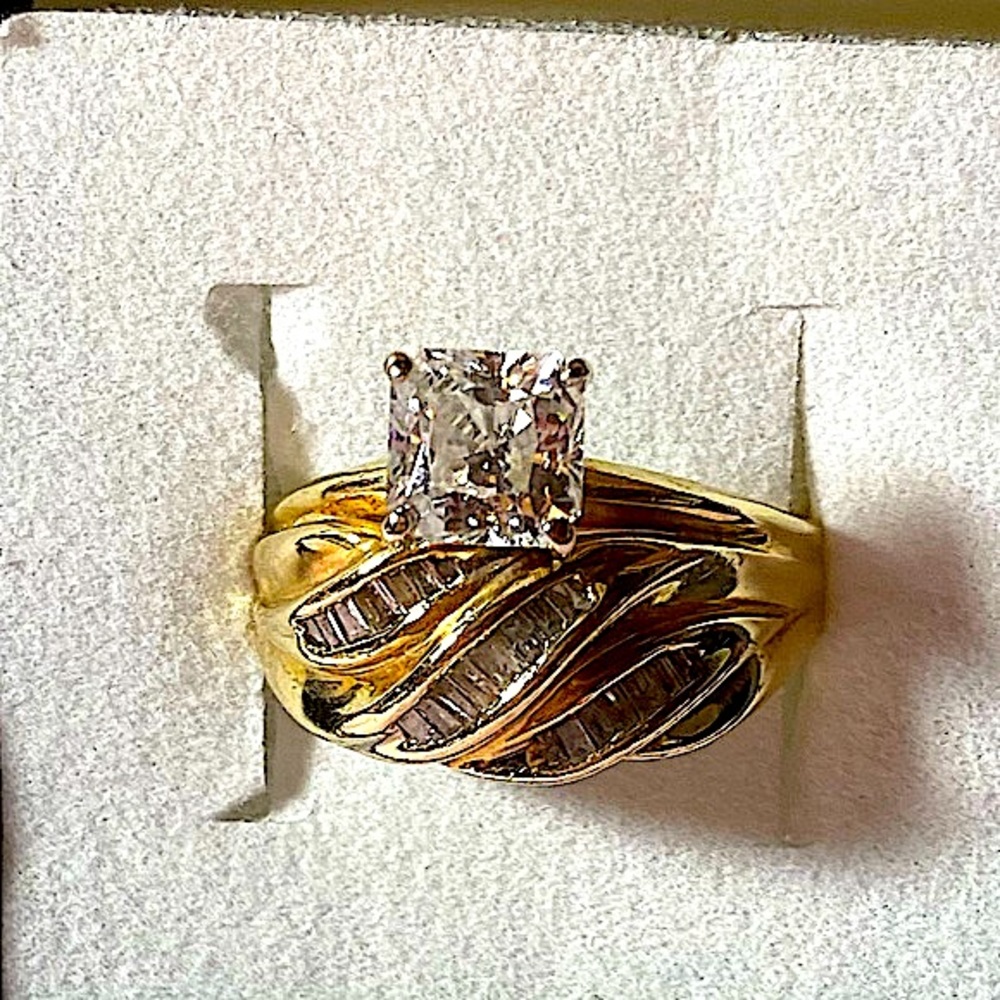 14k gold and diamond wedding set